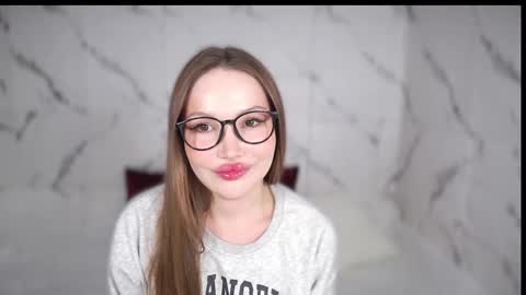 Snapshot of evesib chatting on 09.18.25 Goddes 1 online show from 09.18.25