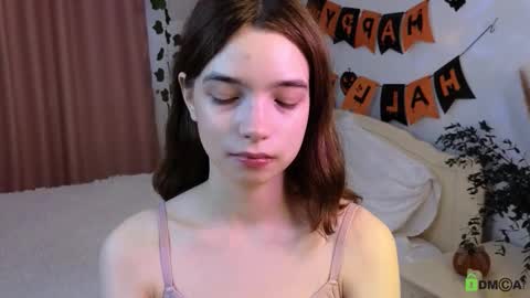 evi_brook online show from 11.05.25