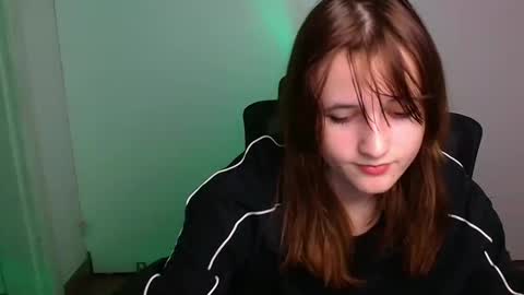 Evie online show from 11.10.25