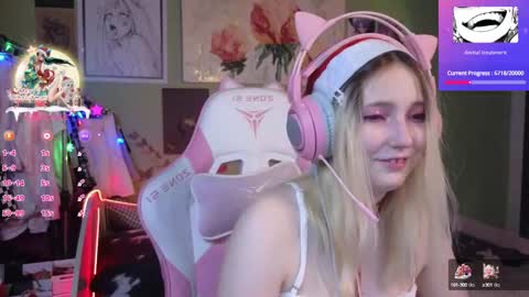 Snapshot of evie_rosen chatting on 12.26.24 Evie online show from 12.26.24