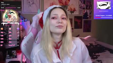 Snapshot of evie_rosen chatting on 12.31.24 Evie online show from 12.31.24