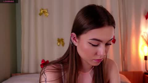 Snapshot of evieconley chatting on 03.04.26 Lilith online show from 03.04.26