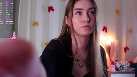 Snapshot of evieconley chatting on 03.15.26 Lilith online show from 03.15.26