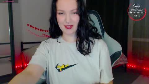 Snapshot of eviik chatting on 03.09.26 Lessie online show from 03.09.26