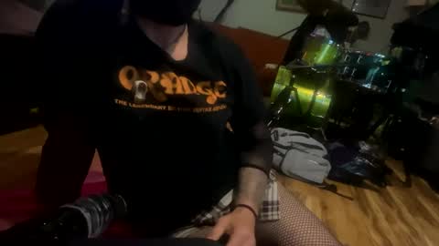 Cloudia Kumz online show from 03.07.25