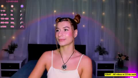 Evolet online show from 05.08.26