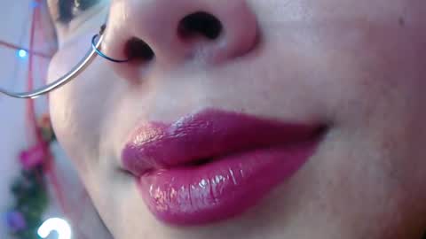 Snapshot of evolethmontenegros chatting on 12.11.24 Evoleth online show from 12.11.24