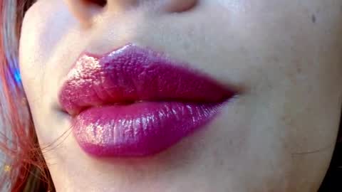 Snapshot of evolethmontenegros chatting on 12.26.24 Evoleth online show from 12.26.24