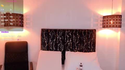 evvaa_moon online show from 01.13.26