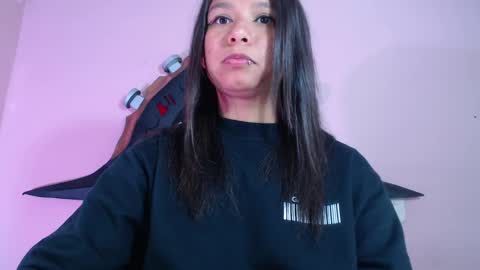 Im Evy online show from 10.08.25