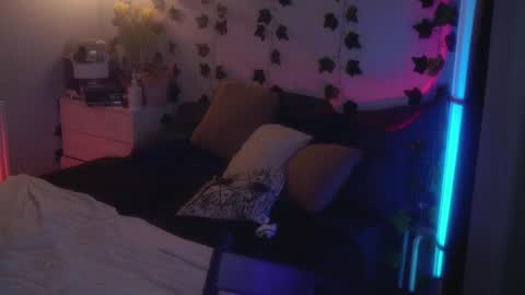 Alyson online show from 03.11.25