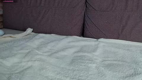 Snapshot of exclusivemilen chatting on 03.01.26 ExclusiveMilen online show from 03.01.26