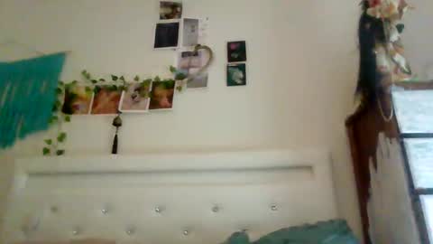 Snapshot of exotic_bailey_1111 chatting on 10.31.25 exotic_bailey_1111 online show from 10.31.25