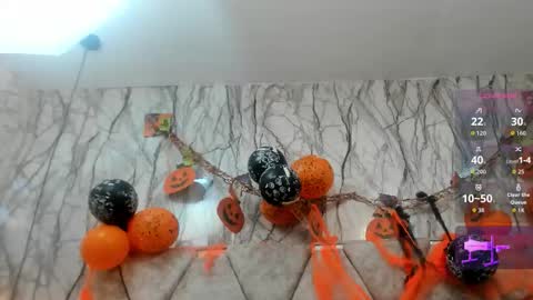 Snapshot of exotic_ebony_ chatting on 10.26.25 Alison online show from 10.26.25