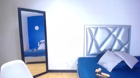 exotic_karmella online show from 11.21.25