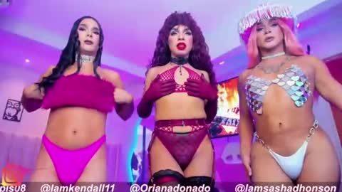 Snapshot of exoticgirlsxxx chatting on 01.21.25 exoticgirlsxxx online show from 01.21.25