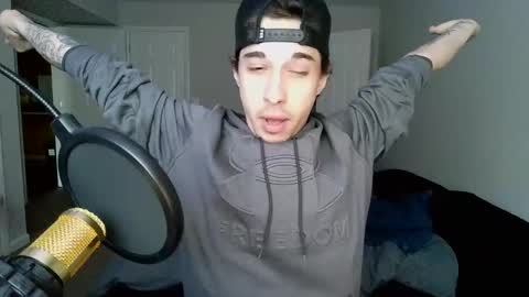 Snapshot of exoticnights chatting on 01.15.25 exoticnights online show from 01.15.25