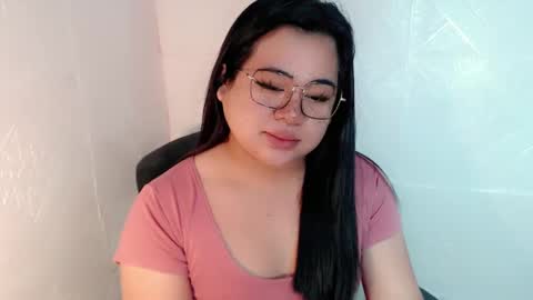 Snapshot of exoticpinayx chatting on 12.27.24 SHANTAL MARIE online show from 12.27.24