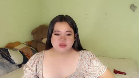 Snapshot of exoticpinayx chatting on 06.19.26 SHANTAL MARIE online show from 06.19.26