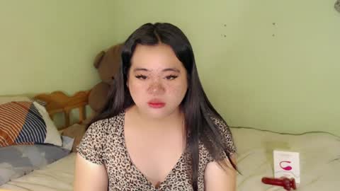 Snapshot of exoticpinayx chatting on 06.27.26 SHANTAL MARIE online show from 06.27.26