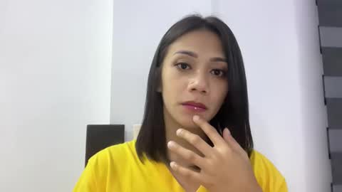 exotictssavie online show from 04.27.26