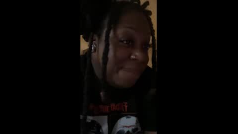 Snapshot of exotiiccmonroe1 chatting on 11.21.25 exotiiccmonroe1 online show from 11.21.25