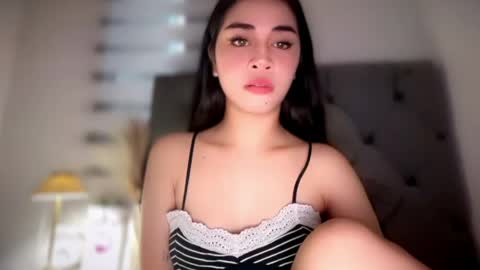 chloee online show from 05.05.26