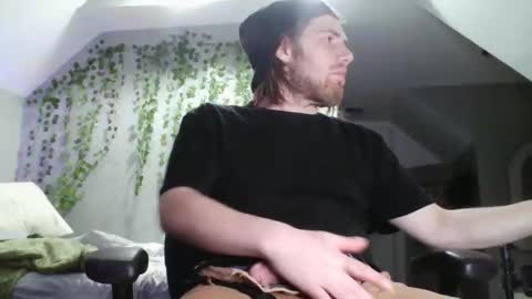 Snapshot of explosive_andyy chatting on 02.24.26 Explosivee andyy online show from 02.24.26