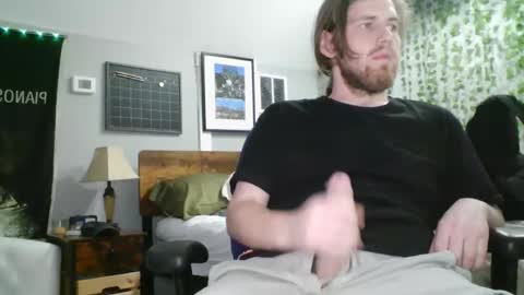 Snapshot of explosive_andyy chatting on 03.05.26 Explosivee andyy online show from 03.05.26