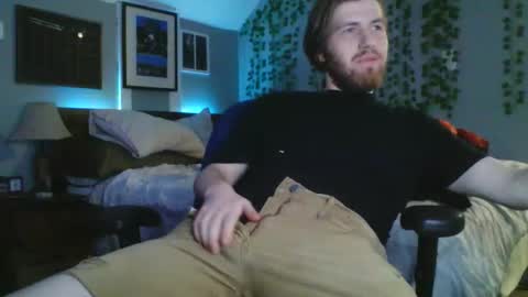 Snapshot of explosive_andyy chatting on 03.08.26 Explosivee andyy online show from 03.08.26