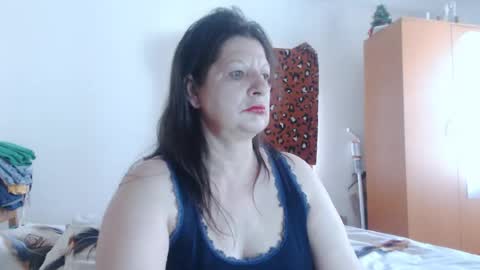 Snapshot of extasymature chatting on 06.18.26 ExtasyMature online show from 06.18.26