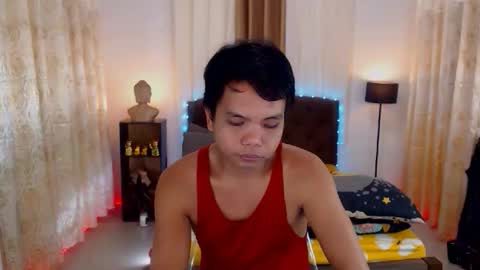 Snapshot of extraservice69menx chatting on 11.21.25 JOHNDAVE online show from 11.21.25