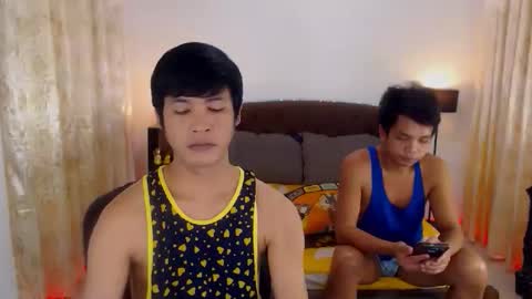 Snapshot of extraservice69menx chatting on 12.02.25 JOHNDAVE online show from 12.02.25