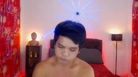 Snapshot of extraservice69menx chatting on 12.18.25 JOHNDAVE online show from 12.18.25