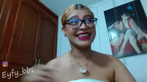 Nadia online show from 06.11.26