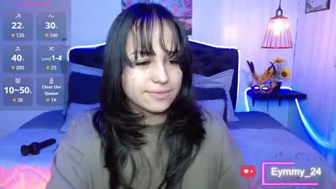 Snapshot of eymmy_24 chatting on 10.22.25 eymmy_24 online show from 10.22.25