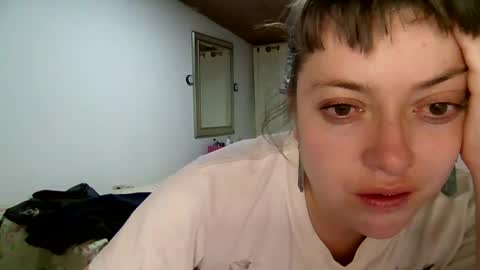 Snapshot of ezlngirl chatting on 01.22.25 Aimee online show from 01.22.25