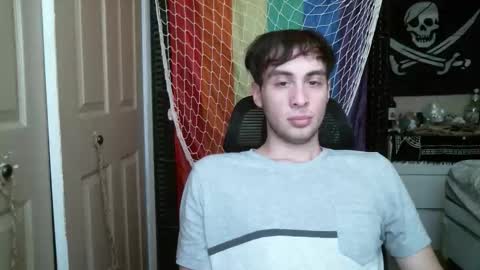 Ezra Naamah online show from 02.12.26