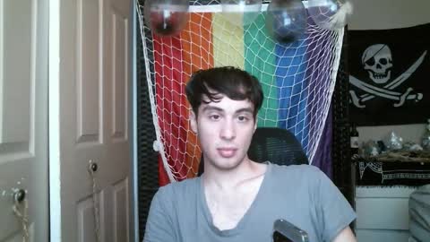 Ezra Naamah online show from 03.02.26