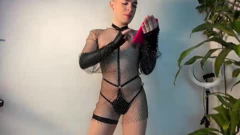 Snapshot of fabbermusic chatting on 02.14.26 Stiven Baby online show from 02.14.26