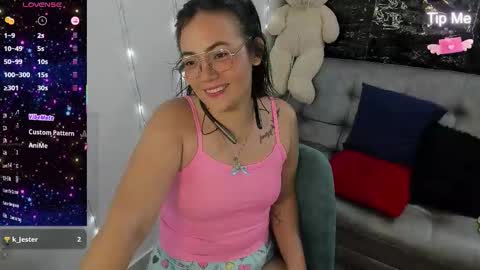 camila online show from 12.02.25