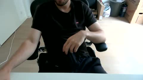 Snapshot of fabian_196 chatting on 06.04.26 Call me bitch online show from 06.04.26