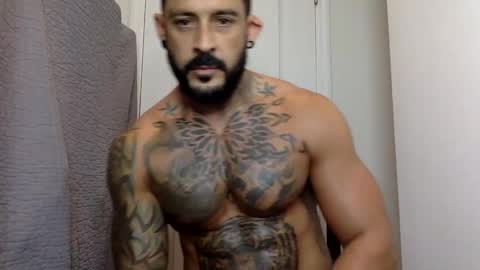 Snapshot of fabianelgalan chatting on 12.21.24 Fabianelgalan online show from 12.21.24