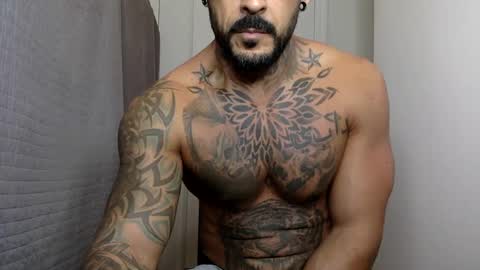 Snapshot of fabianelgalan chatting on 01.08.25 Fabianelgalan online show from 01.08.25