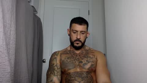 Snapshot of fabianelgalan chatting on 02.03.25 Fabianelgalan online show from 02.03.25