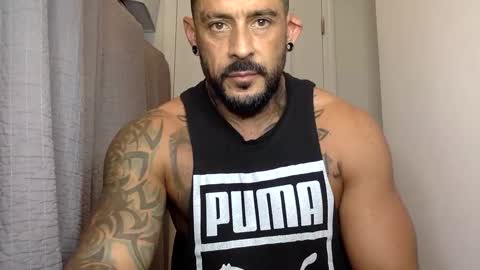 Snapshot of fabianelgalan chatting on 02.12.25 Fabianelgalan online show from 02.12.25