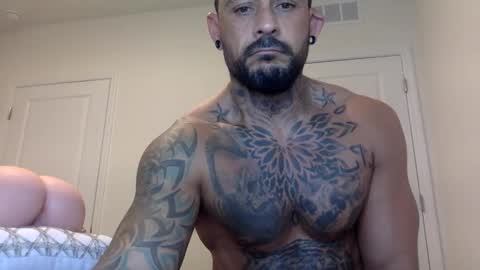 Snapshot of fabianelgalan chatting on 03.01.25 Fabianelgalan online show from 03.01.25