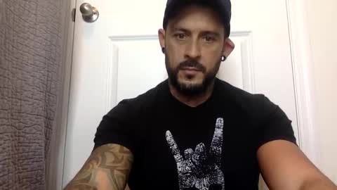 Snapshot of fabianelgalan chatting on 03.04.25 Fabianelgalan online show from 03.04.25