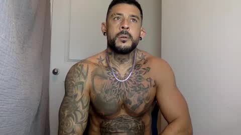 Snapshot of fabianelgalan chatting on 03.11.25 Fabianelgalan online show from 03.11.25