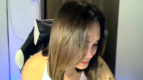 Snapshot of fabulous_cristy24 chatting on 10.08.25 fabulous_cristy24 online show from 10.08.25